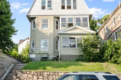 47 Hitchcock Rd