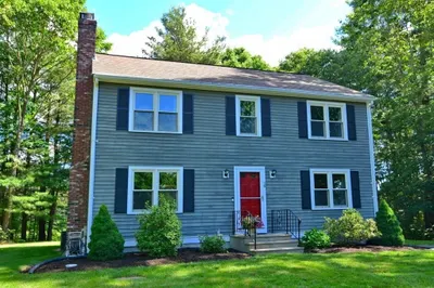 18 Fleetwood Drive