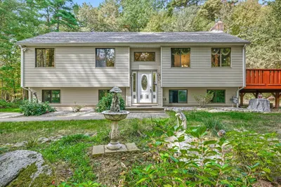 38 W Elm St