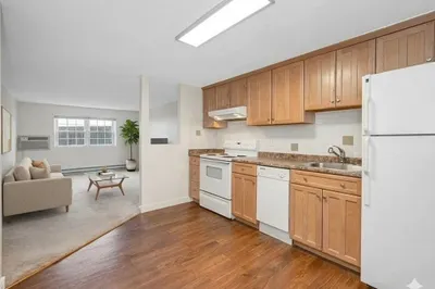 236 Low St #6