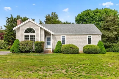 27 Bellavista Dr 1