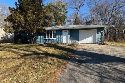 84 Poole Cir