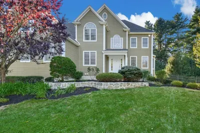 15 Windsor Cir 1