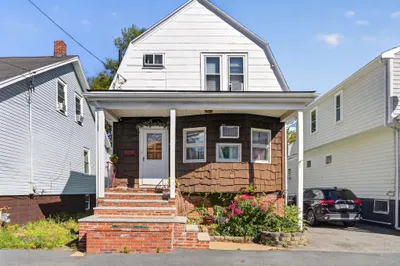 40 Avalon St 1