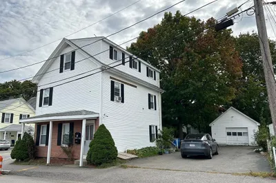 2 Emery St #1