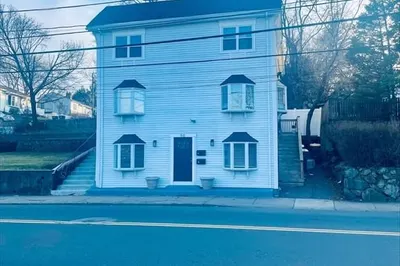 50 Main St #3 1