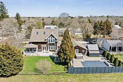 28 Pine Island Road 1