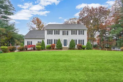 4 Pioneer Dr