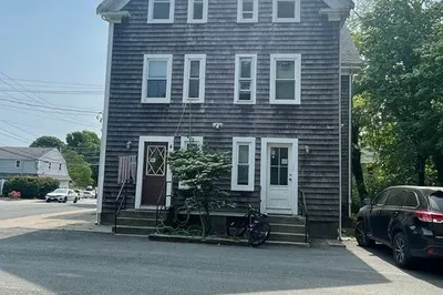4 Prince St #1