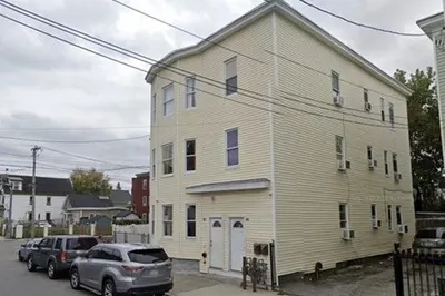 464-466 Hampshire Street