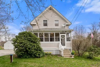 70 Ironstone St 1