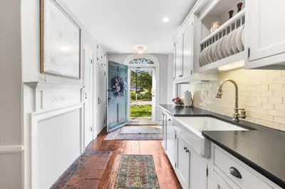 113 Ashland St 1