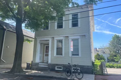70 Thorndike St 1