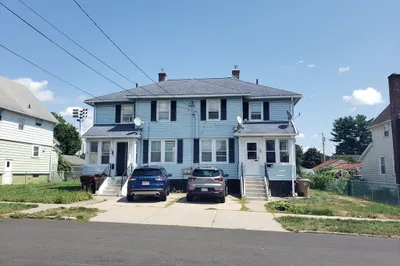 36-38 Franklin St