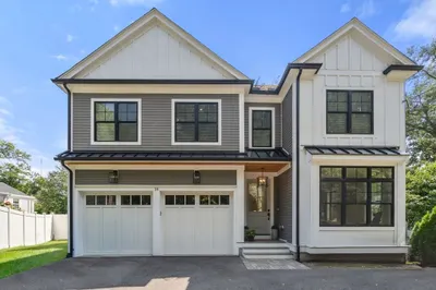 14 Hunnewell St