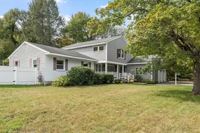 30 Paul Revere Rd 1