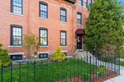 24 Nelson St #24 1