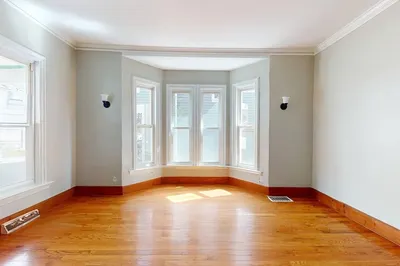20-22 Holmes Street #20 1