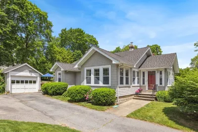 14 Fairview Avenue