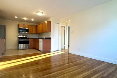 38 Carey Ave #5