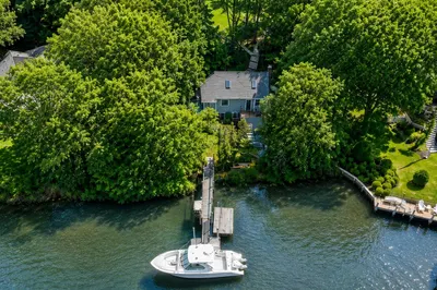 29 Childs River Rd 1
