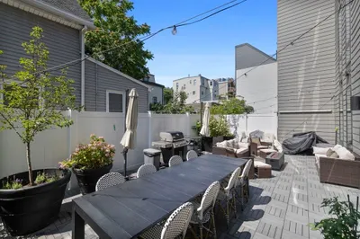 101 Condor St #205