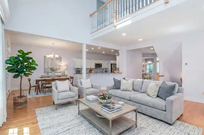 100 High Pine Cir #100 1