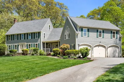 13 Lisa Ln
