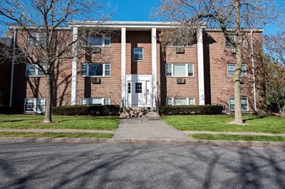 238 Rock St #C8
