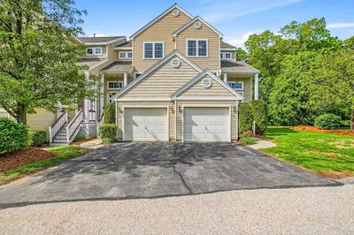 9 Robert Cir #9 1