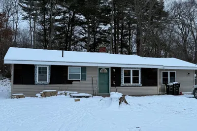 176 Kathleen Rd