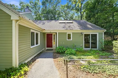 15 Fifer Ln #15 1