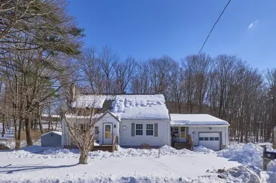41 Dennison Ln