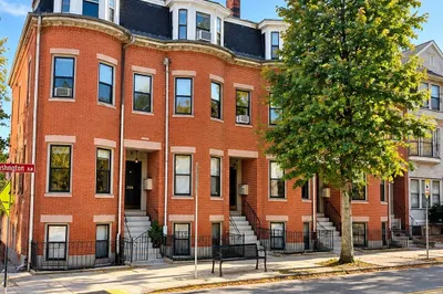 210 Washington Ave #4 1