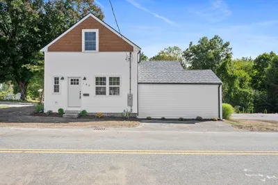 186 Elm 1