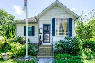 306 Whalom Rd