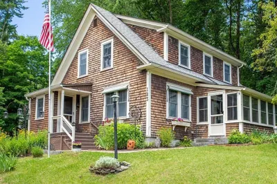 123 Pepperell Rd 1