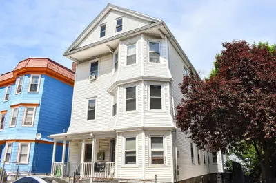 56 Forbes St #2 1