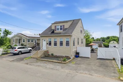 28 Houston Ave 1