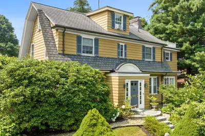 228 Wolcott Rd 1