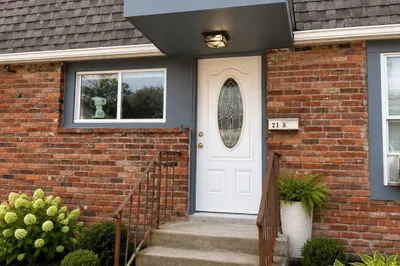 19 Chestnut St #21D 1