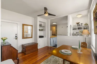 16 Leavitt Street #3 1