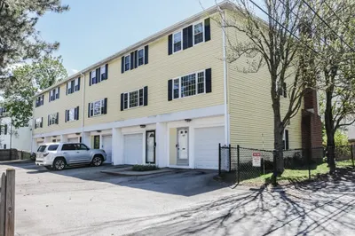 14 Kenneson Rd ##A