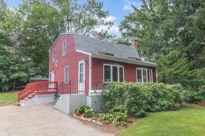 28 Simpson Ave