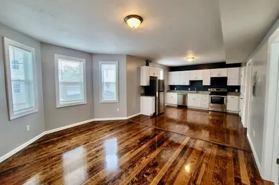18 Woonasquatucket Ave #2 1