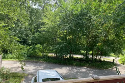 35 Sunnyside Ave