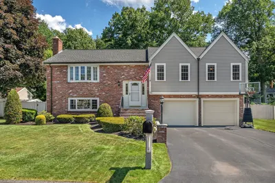 34 Judith Cir 1
