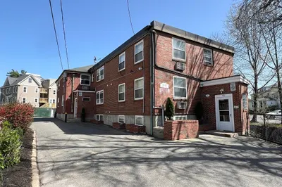 36-40 Bigelow Street 1