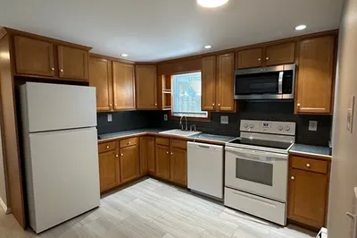 135 John A Dunn Memorial Dr #9 1