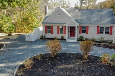 17 Degrass Rd 1